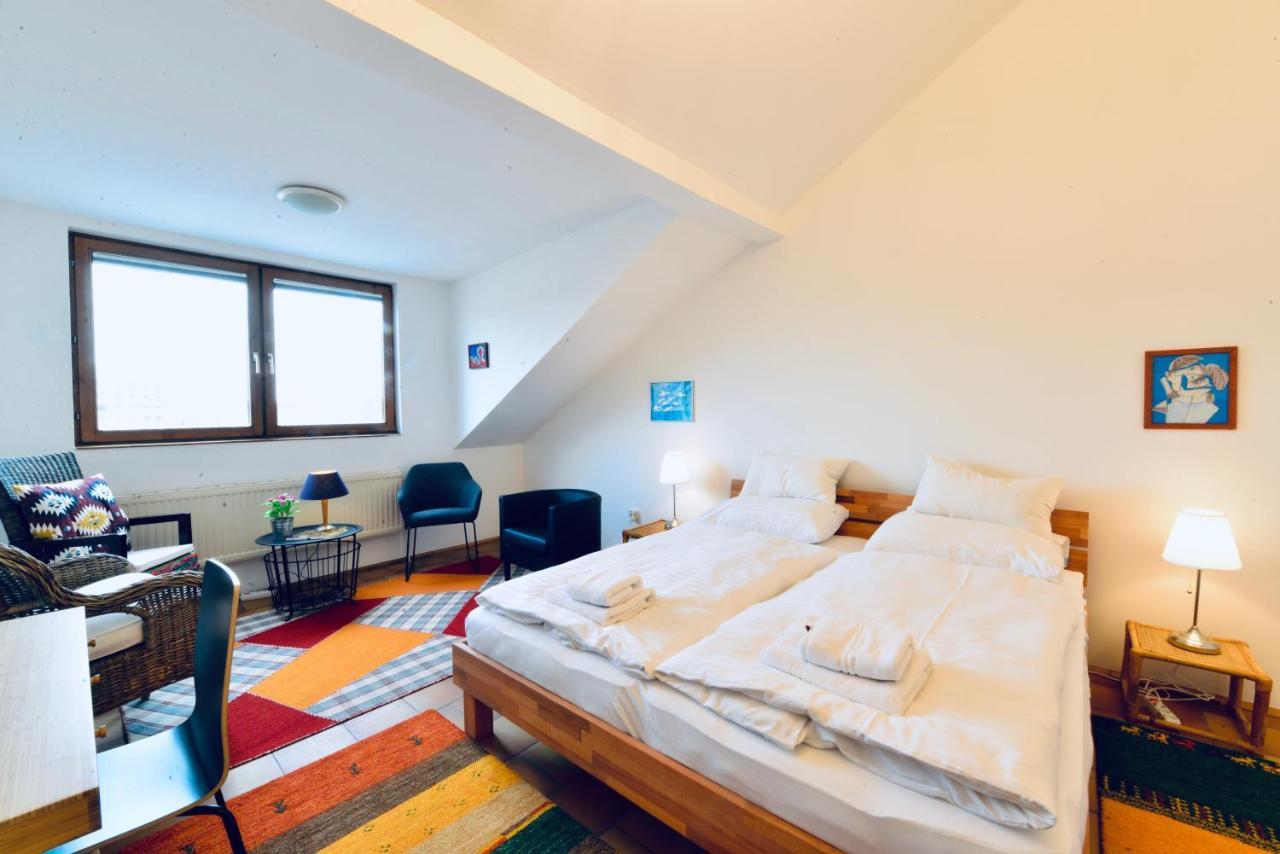 Charming Attic Apartment Near Messe Wien And Center 외부 사진