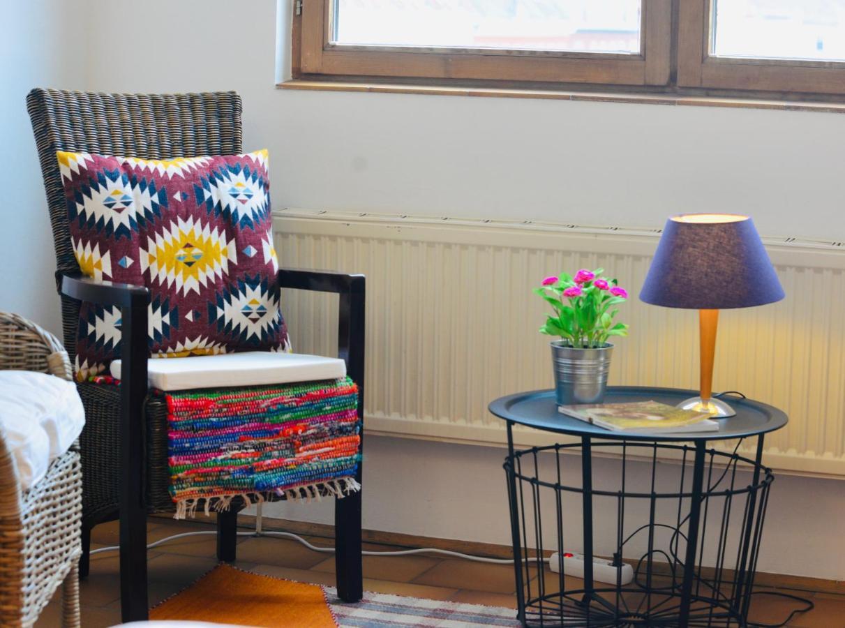 Charming Attic Apartment Near Messe Wien And Center 외부 사진